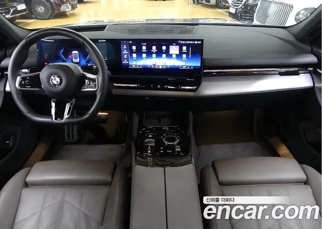 BMW 5 Series (G60) id 2703339 из Кореи 8