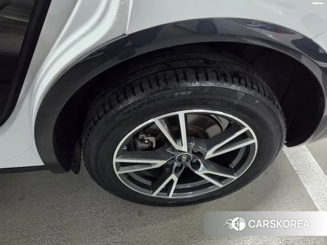 Audi Q5 (FY) id 3597761 из Кореи 8