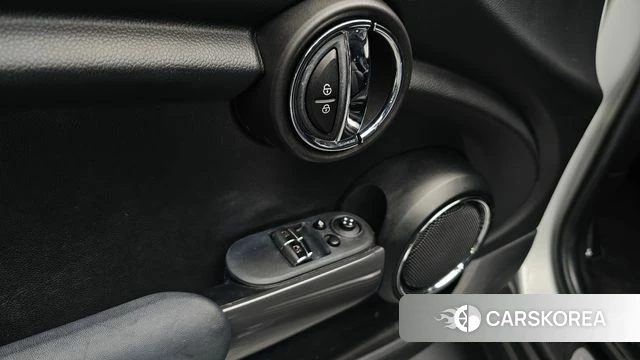Mini Cooper id 4309757 из Кореи 8
