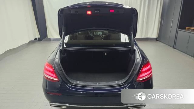 Mercedes-Benz E-Class W213 id 4482892 из Кореи 8