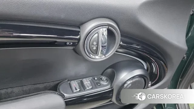 Mini Cooper S Convertible id 3769865 из Кореи 8