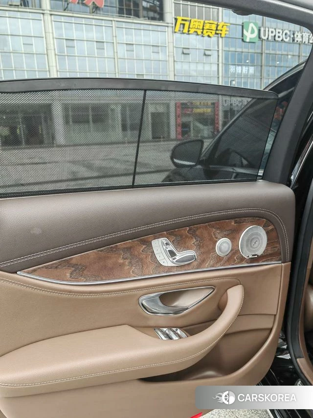 Mercedes-Benz E-class id 4277617 из Китая 8