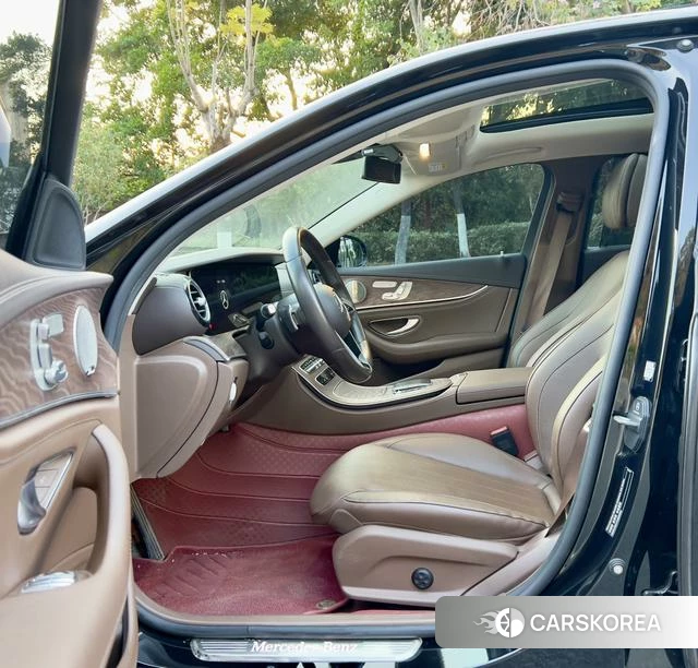 Mercedes-Benz E-class id 4264994 из Китая 8