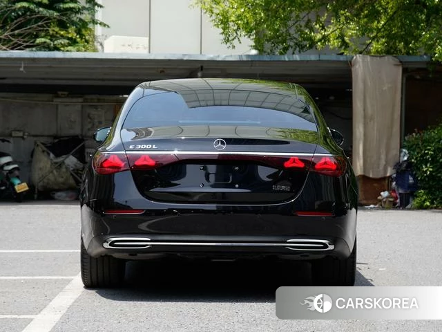 Mercedes-Benz E-class id 4314528 из Китая 8