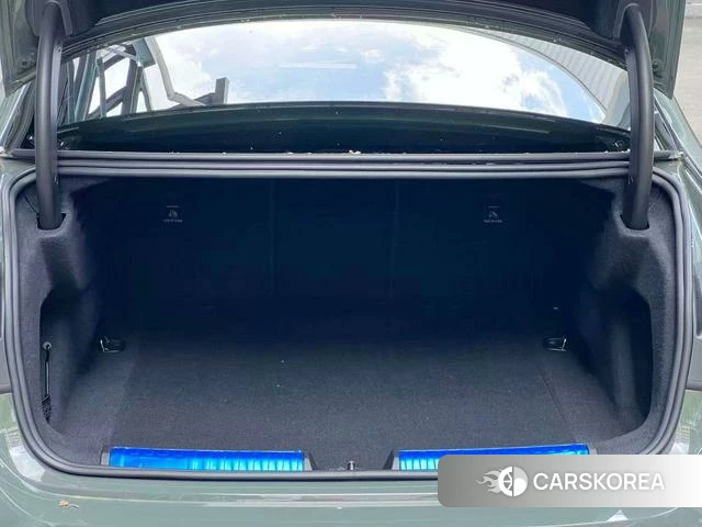 Audi A5L id 4261562 из Китая 8