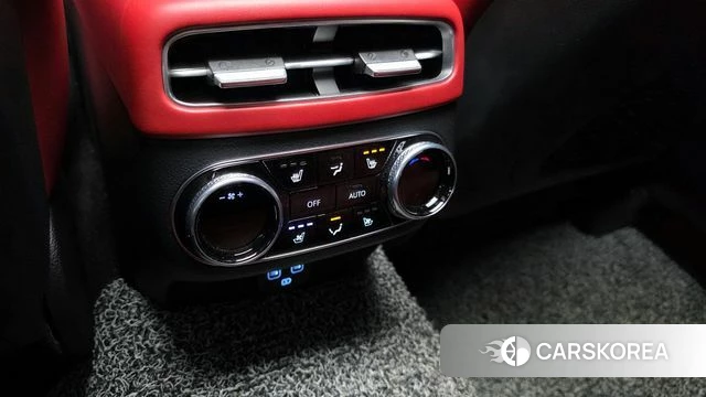 Genesis GV70 id 3786802 из Кореи 8