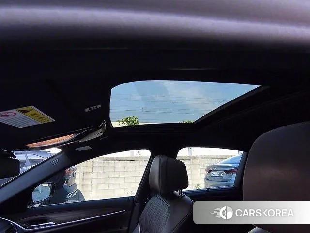 BMW 5 Series (G30) id 3018430 из Кореи 8