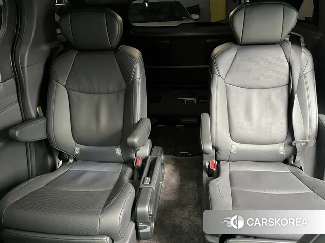 Toyota Saina id 4279038 из Китая 8