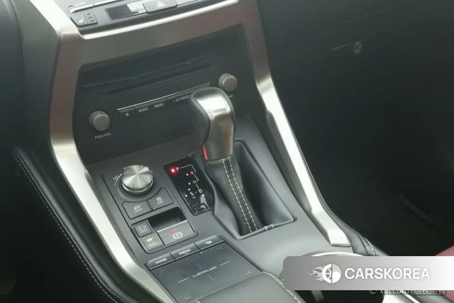 Lexus NX id 4210618 из Китая 8