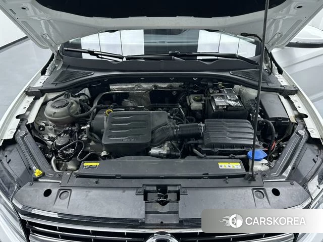 Volkswagen Bora id 4277086 из Китая 8