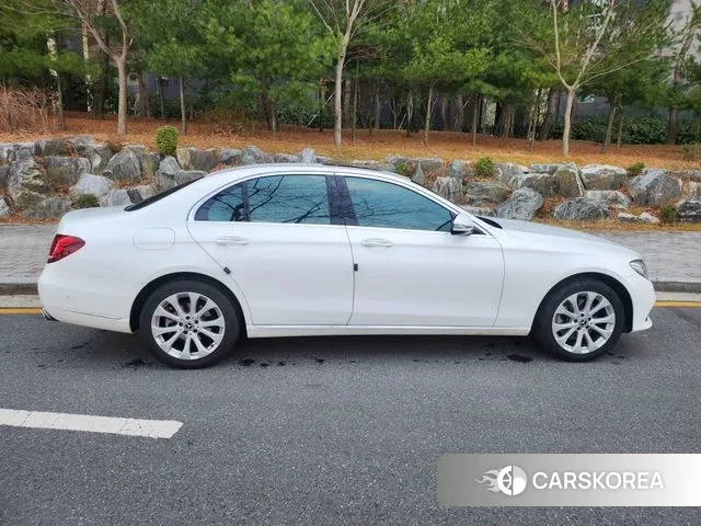 Mercedes-Benz E-Class W213 id 3761251 из Кореи 8