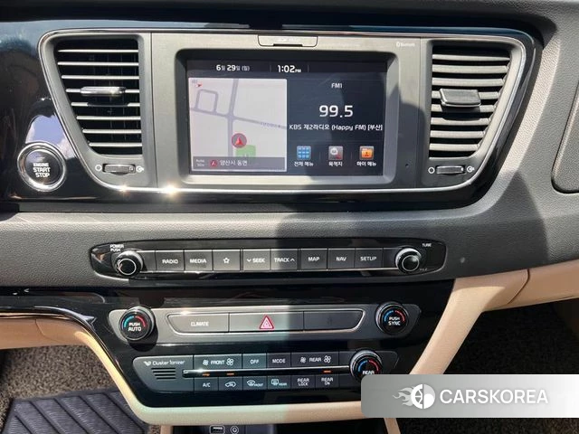 Kia All New Carnival id 4615461 из Кореи 8