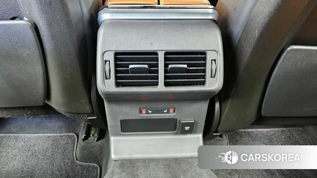 Land Rover Range Rover Velar id 3955871 из Кореи 8