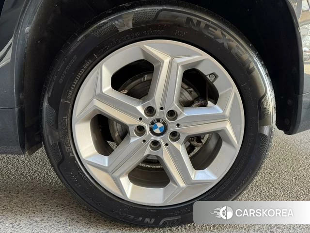 BMW X1 id 4306984 из Китая 8