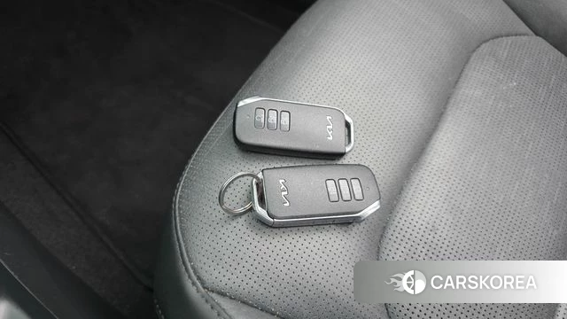 Kia Di Ol Nu Niro id 4316109 из Кореи 8