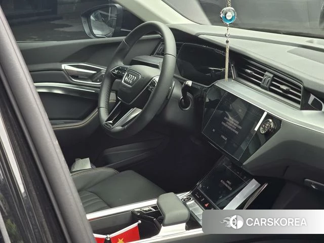 Audi e-tron id 4279175 из Китая 8