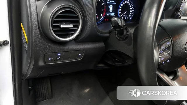 Hyundai Kona id 3861379 из Кореи 8