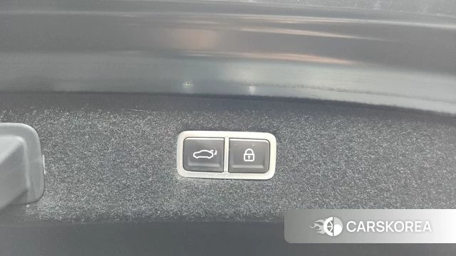 Genesis G90 (RS4) id 4309419 из Кореи 8