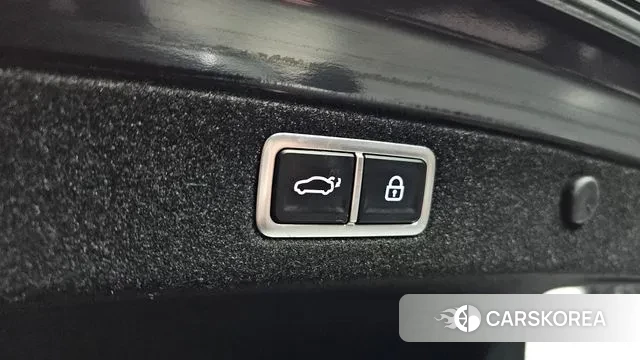 Hyundai Grandeur Hybrid (GN7) id 3360222 из Кореи 8