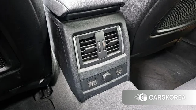 BMW 3 Series (F30) id 3520387 из Кореи 8