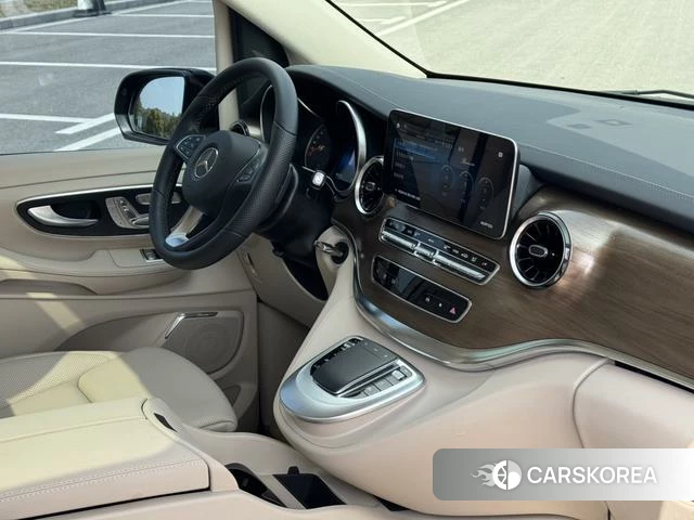 Mercedes-Benz V-class id 3908024 из Китая 8
