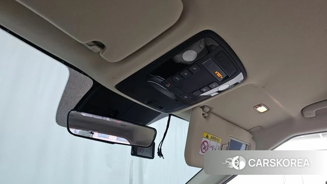 Kia Carnival 4th generation id 4542428 из Кореи 8