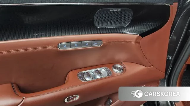 Genesis G90 (RS4) id 3416365 из Кореи 8