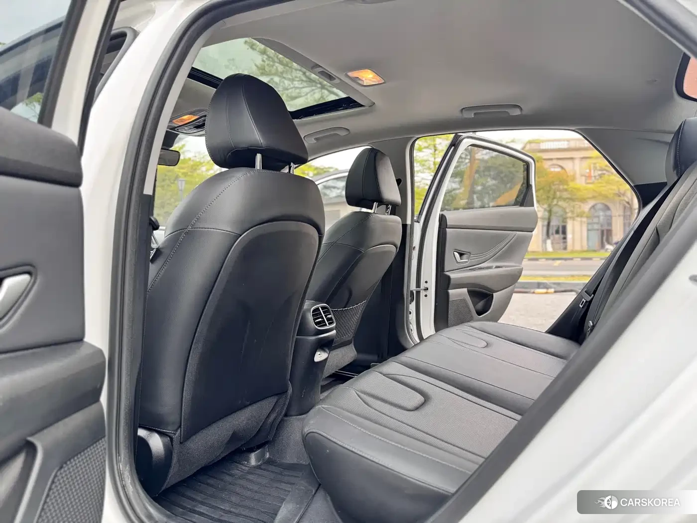 Hyundai Elantra id 4565183 из Китая 8