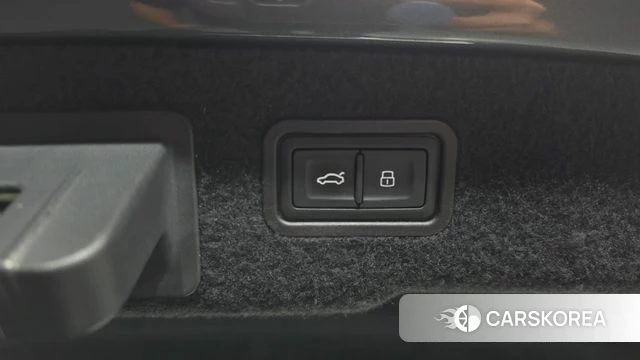Audi A8 (D5) id 4390056 из Кореи 8