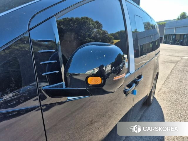 Hyundai Staria id 4879533 из Кореи 8