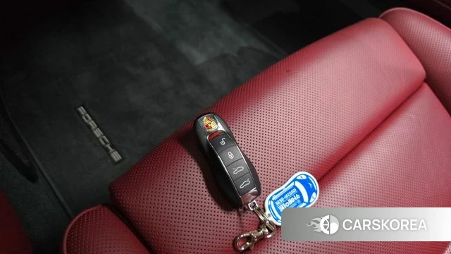 Porsche 718 Cayman id 3893918 из Кореи 8