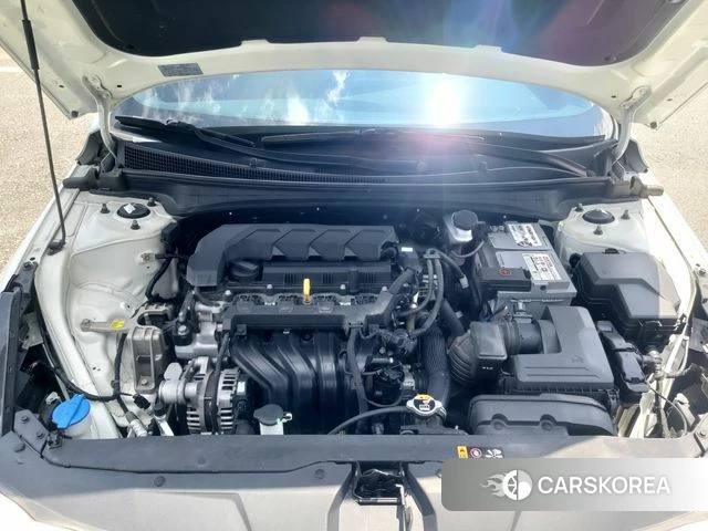 Hyundai Avante Hybrid (CN7) id 4650531 из Кореи 8