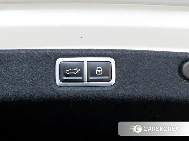 Hyundai Grandeur (GN7) id 3596551 из Кореи 8