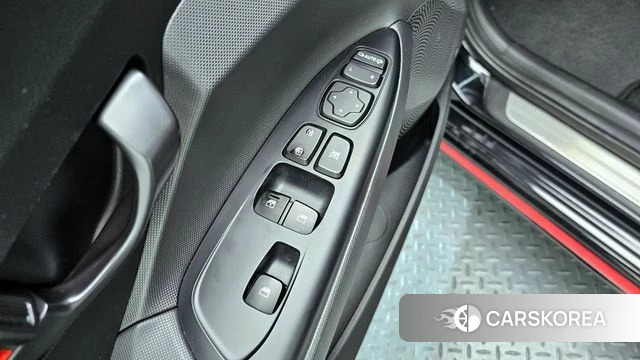Hyundai Veloster (JS) id 3885202 из Кореи 8