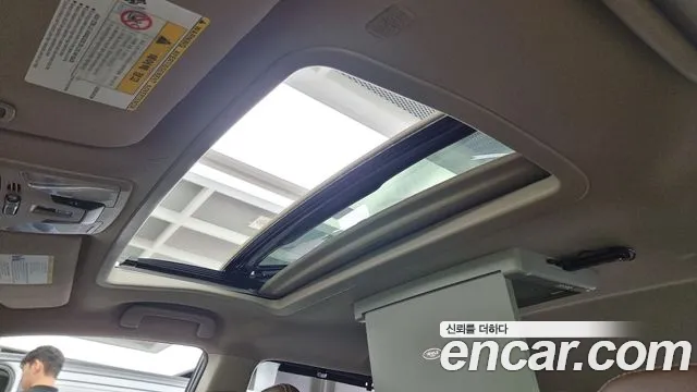 Toyota Sienna id 2818467 из Кореи 8