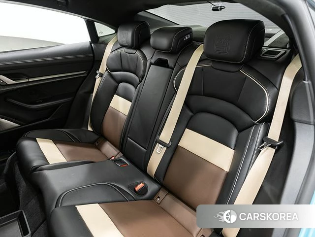 Porsche Taycan id 4291667 из Кореи 8