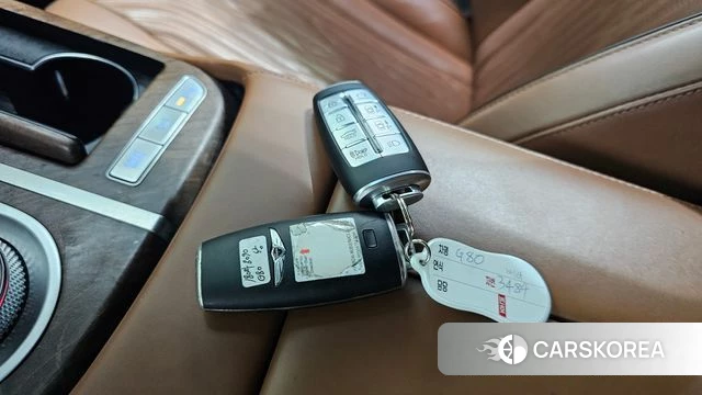 Genesis G80 (RG3) id 4500300 из Кореи 8