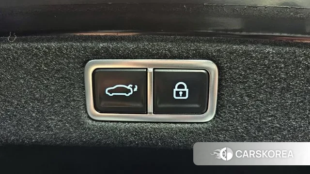 Hyundai Grandeur Hybrid (GN7) id 3700963 из Кореи 8