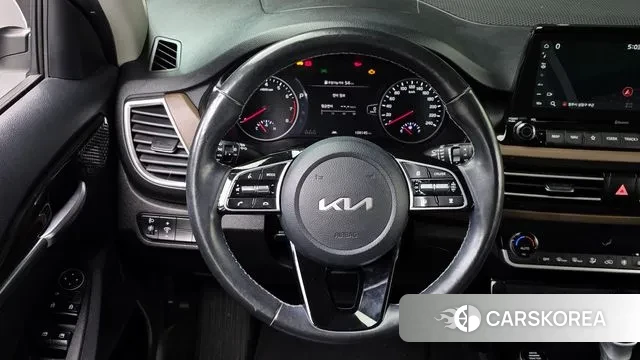 Kia Seltos id 3645636 из Кореи 8