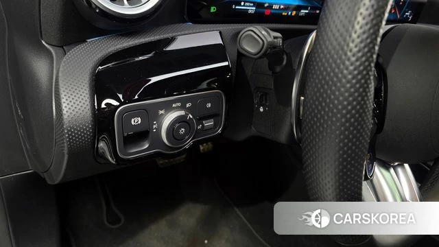 Mercedes-Benz A-Class W177 id 3838084 из Кореи 8