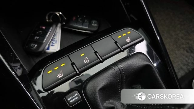 Kia Stonic id 4325988 из Кореи 8