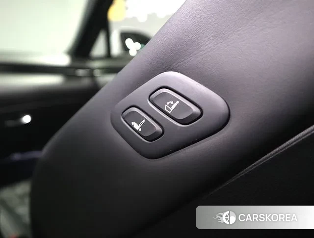 Genesis GV70 id 3366874 из Кореи 8