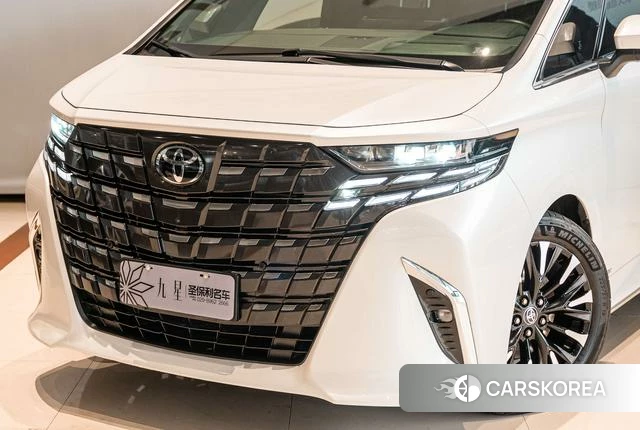 Toyota Elfa id 4261804 из Китая 8