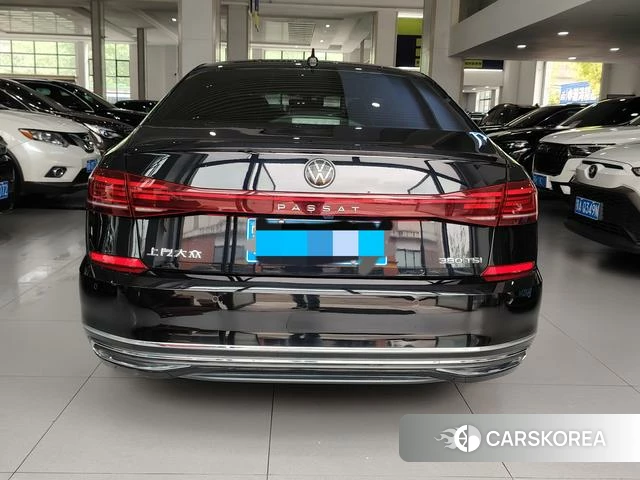 Volkswagen Passat id 4341605 из Китая 8