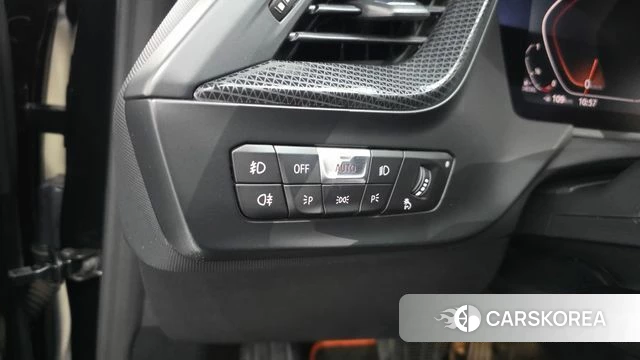 BMW 1 Series (F40) id 4770100 из Кореи 8