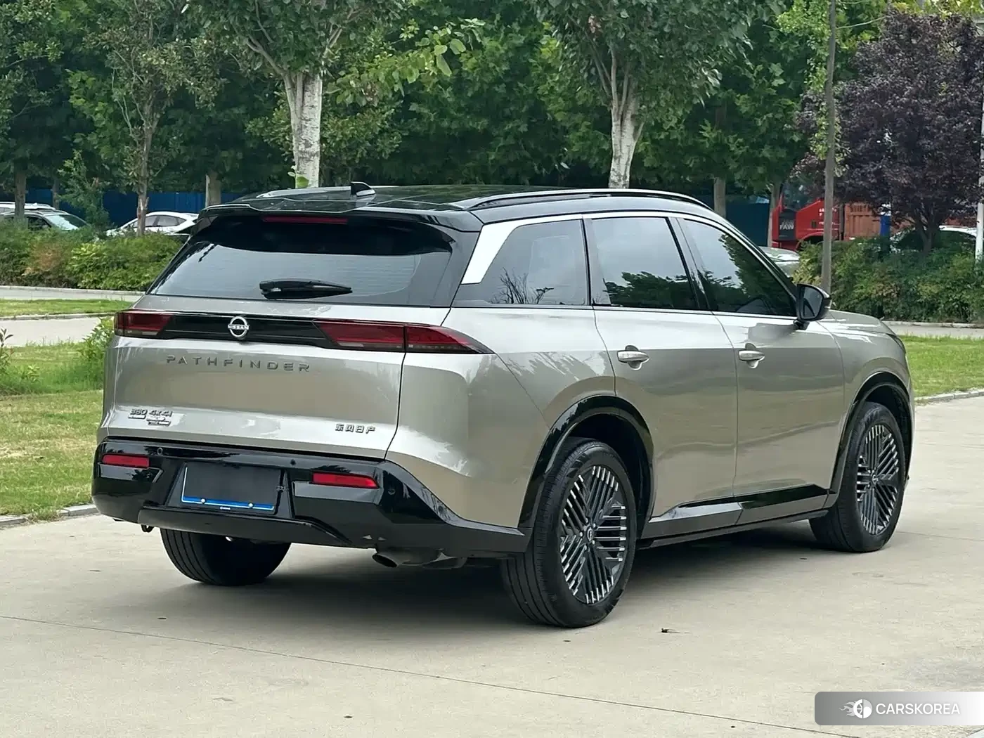 Nissan Pathfinder id 4679650 из Китая 8