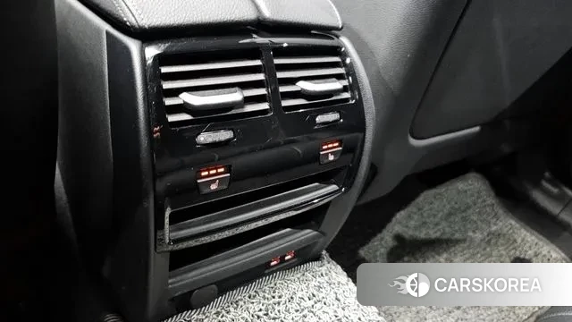 BMW 5 Series (G30) id 3043152 из Кореи 8