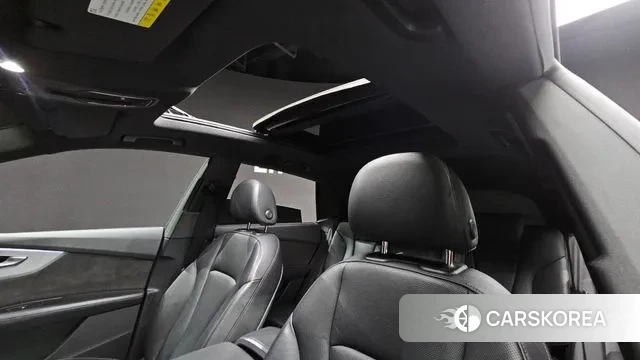 Audi Q8 (4M) id 2961225 из Кореи 8