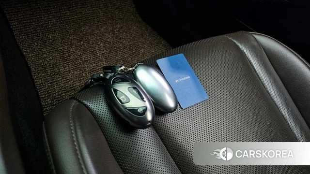 Hyundai Grandeur Hybrid (GN7) id 3953465 из Кореи 8