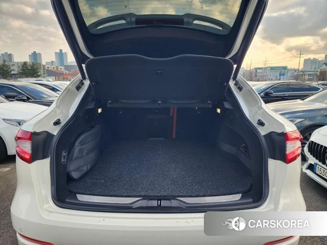 Maserati Levante id 4206725 из Кореи 8